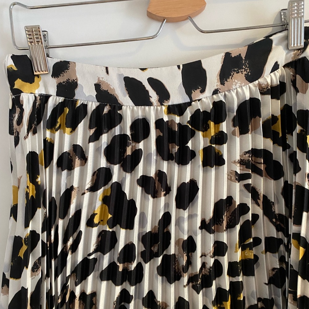 SHEIN | Skirt Leopard Print - Picture 3 of 6